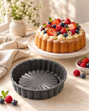 Charger l'image dans la galerie, Moule à gâteau rond à bords cannelés