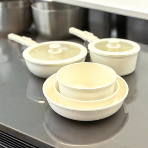 Ensemble de chaudrons en granit – Élégance et performance en cuisine