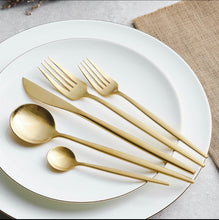 Charger l&#39;image dans la galerie, Karaca Ensemble d&#39;ustensiles de table 60 pièces KARACA JUPITER GOLD MATTTE