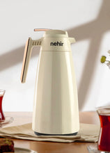 Charger l'image dans la galerie, Thermos Nehir Nihal – 1,5 L – Crème et or